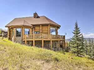 Skiing & Hiking Access: Spacious Granby Cabin!
