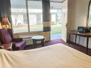 Super Inn & Suites by OYO Milledgeville