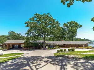 캔들윅 코브 리조트