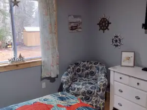 Quiet and located close to the ocean  2 bedroom 2 bath home