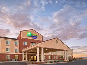 Holiday Inn Express & Suites WILLCOX by IHG
