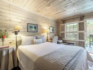 Glen-Ella Springs Hotel & Restaurant