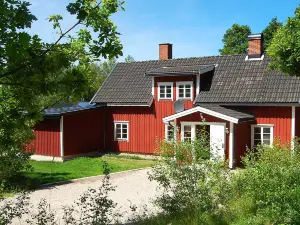 17 person holiday home in MELLERUD-By Traum