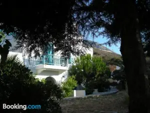 Gryspo's Hotel