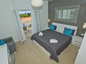 Violeta Hvar