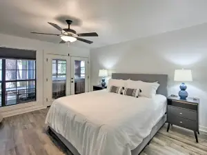 Luxe Lakehouse w/ Sunset Views on Lake Palestine!