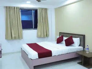 Hotel Devanshri Rooms & Restaurant