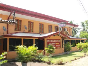 Anura Guest Inn