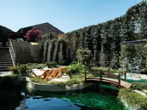 Gold Tower Lifestyle Hotel