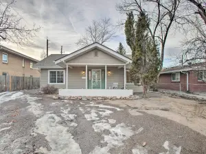 Walkable Neighborhood: Family Home in Wheat Ridge