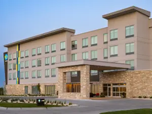 Tru by Hilton Kearney