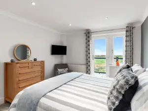 Blue Horizon - Spectacular Coastal Views