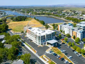 홀리데이 인 익스프레스 앤 스위트 수순 시티 나파 밸리 지역 바이 IHG