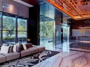 Mövenpick Surabaya City