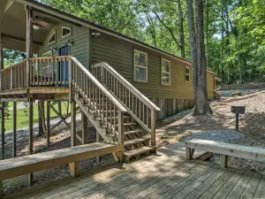 The Treehouse at Kudzu Cove Cabins Resort