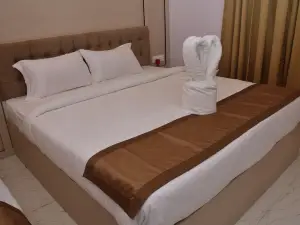 Hotel Devi Palace