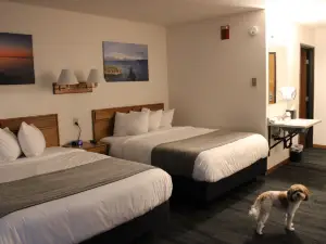 Can Am Inn