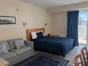 Courtyard Resort