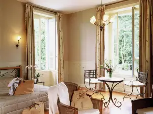Logis le Parc Hotel & Spa