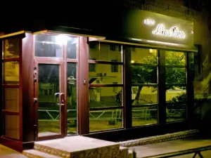 Mon Paris Living Quarters