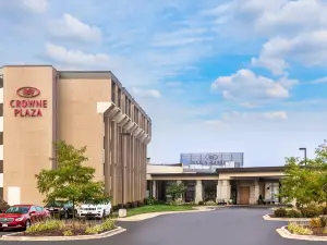 Crowne Plaza Milwaukee Airport by IHG