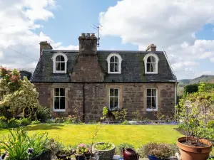 Leven House Bed and Breakfast