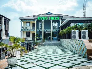 Eves Hills Hotel
