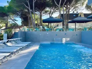 Hotel President
