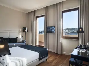 SeePort Hotel