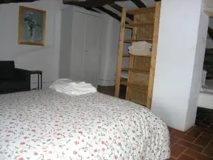 Cal Joanet, acollidora caseta a Gratallops