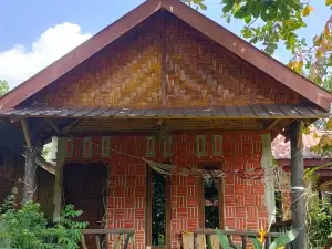 Mountain View Cottages & Villa Tangkahan