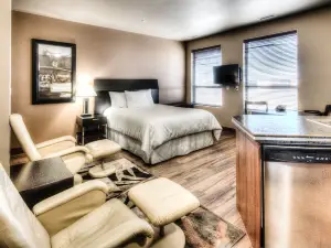 Grand Inn & Residence- Grande Prairie