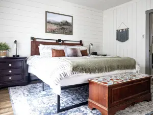 Hot Tub and Fire Pit near Mammoth Cave National Park- Pet Friendly