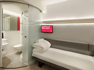 加帝夫普瑞米爾酒店