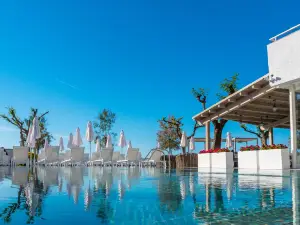Golden Mar Menuda