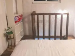 " Departamento Avenida" a 3 Cuadras de la Laguna y 3 del Centro