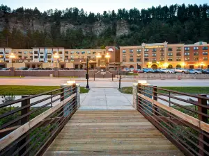 Tru by Hilton Deadwood