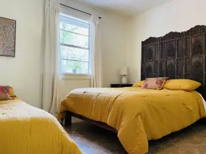 #4 Quiet, peaceful, place to stay w/ recreation center access!