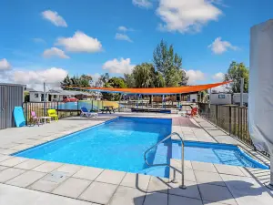 North South Holiday Park