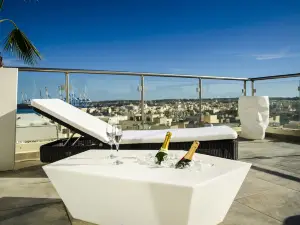 Paramount Bay Penthouse