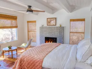 Luxury Home on 100 acre Secluded Ranch, Waterfront, Little Frio Creek