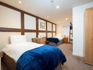 Ellesmere Hotel