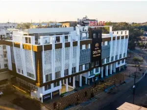 Hotel Delite Palladium