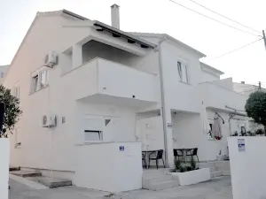 Panoramic View Apartment Marijane