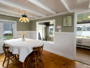The Onset Beach Compound-Cape Cod Beach Resort & Oceanic Habitat
