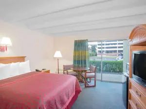 Days Inn by Wyndham Tallahassee University Center