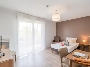 Quality Suites Lyon L'Isle-d'Abeau