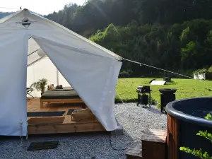 Wild Glamping in the Vienna Alps