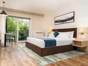 Sun & Ski Inn and Suites