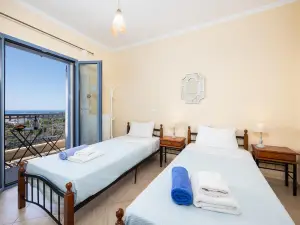 Villa Xenia with 3 bedrooms and 2 bathrooms